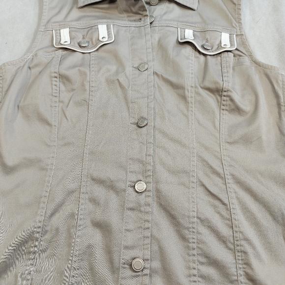 Orly Retro Boho Beige Denim Style Button Down Vest, 10 - Picture 2 of 10